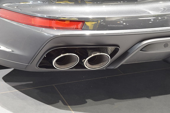 Porsche Panamera 4S 23 of 24