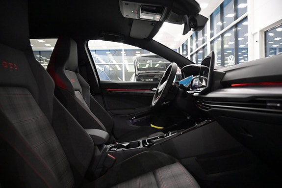 Volkswagen Golf I 22 of 26