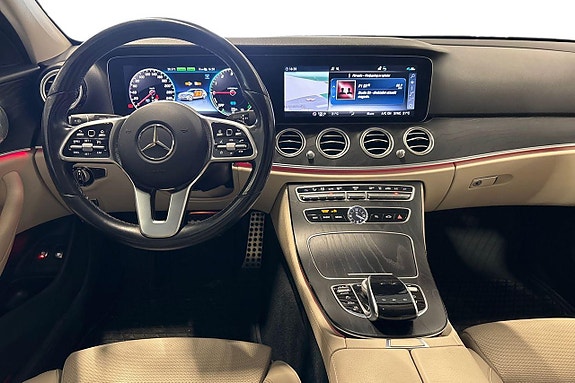 Mercedes-Benz E300 de 11 of 26
