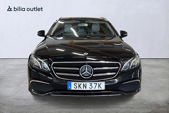 Mercedes-Benz E300 de 9 of 26