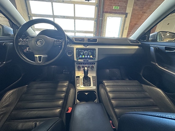 Volkswagen Passat Alltrack 16 of 20
