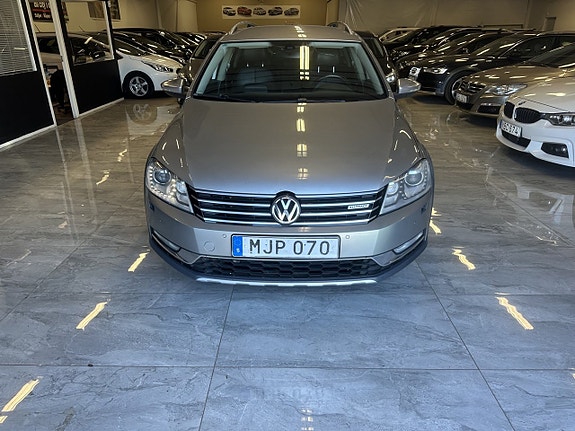 Volkswagen Passat Alltrack 12 of 20