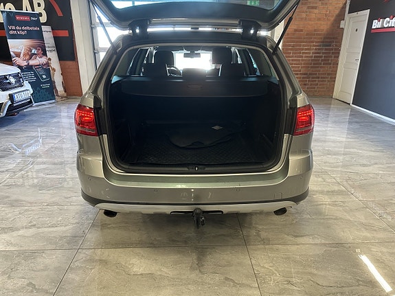 Volkswagen Passat Alltrack 15 of 20