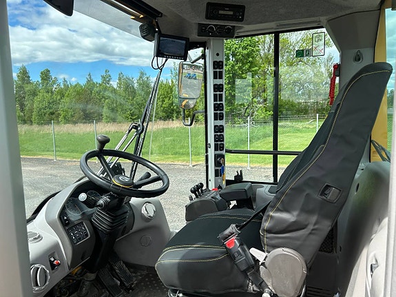 Volvo L90H 12 of 12