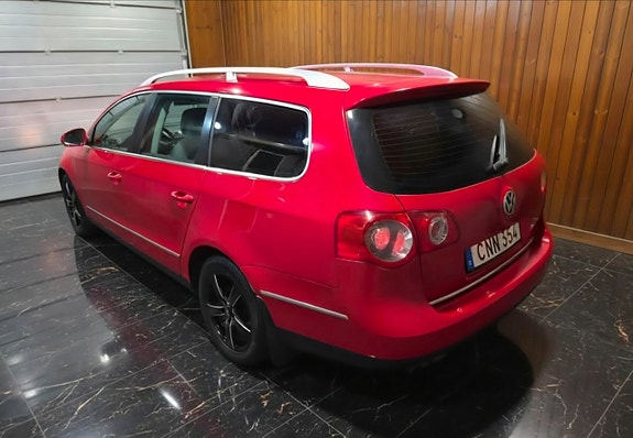 Volkswagen Passat 3 of 5