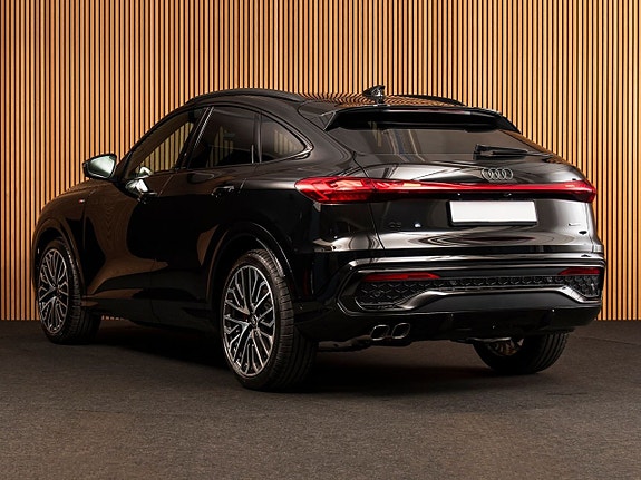 Audi Q5 4 of 5