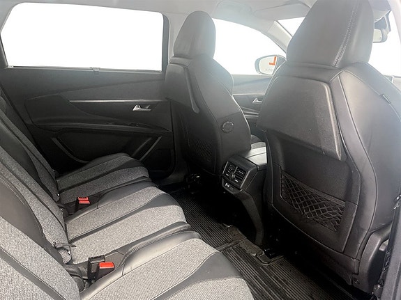 Peugeot 5008 12 of 15