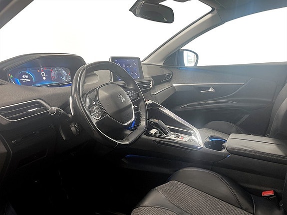Peugeot 5008 4 of 5