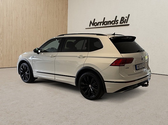Volkswagen Tiguan Allspace 3 of 5