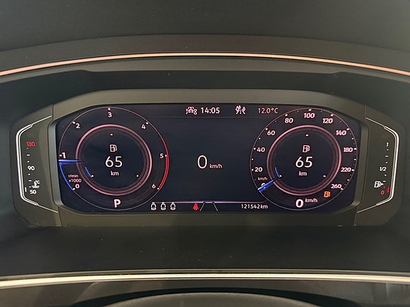 Volkswagen Tiguan Allspace 10 of 13