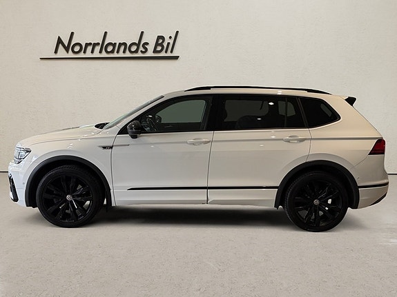 Volkswagen Tiguan Allspace 2 of 5
