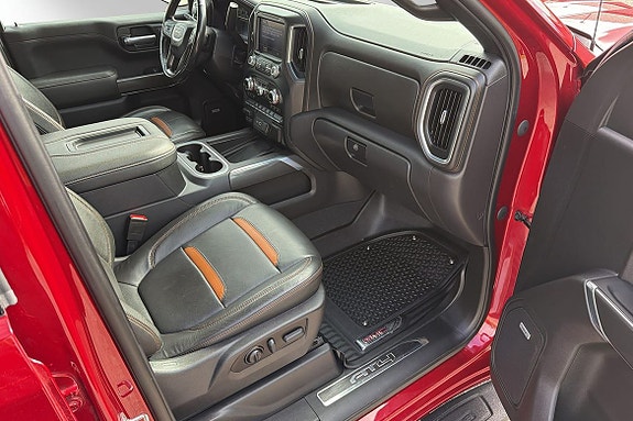 GMC Sierra 8 of 15