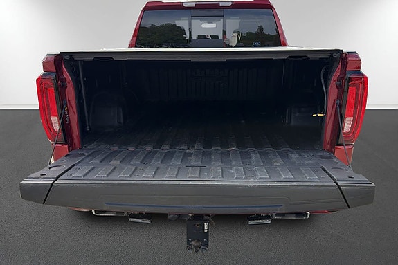 GMC Sierra 7 of 15