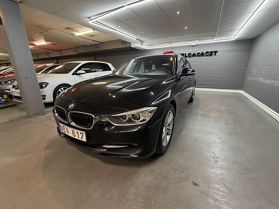 BMW 320d 4 of 5