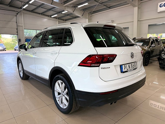 Volkswagen Tiguan 6 of 13
