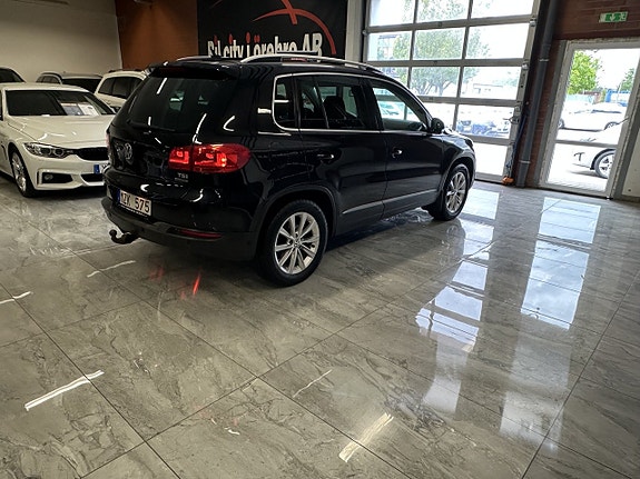 Volkswagen Tiguan 5 of 22