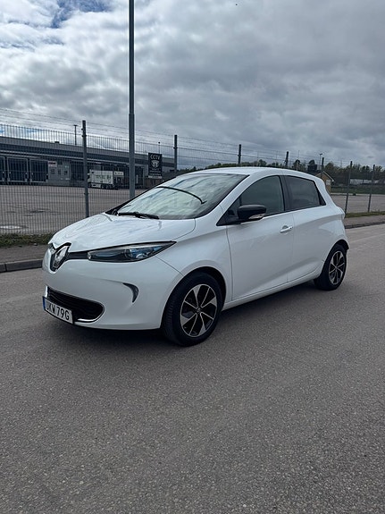 Renault Zoe 2 of 13