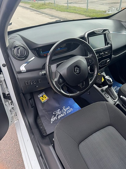 Renault Zoe 9 of 13