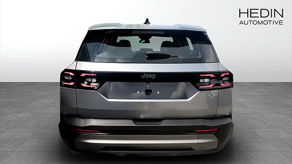 Jeep Compass 7 of 9