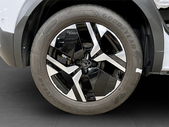 Peugeot 2008 17 of 18