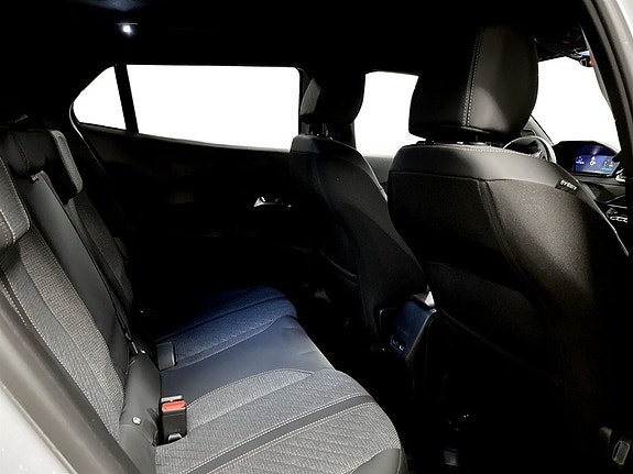 Peugeot 2008 15 of 18