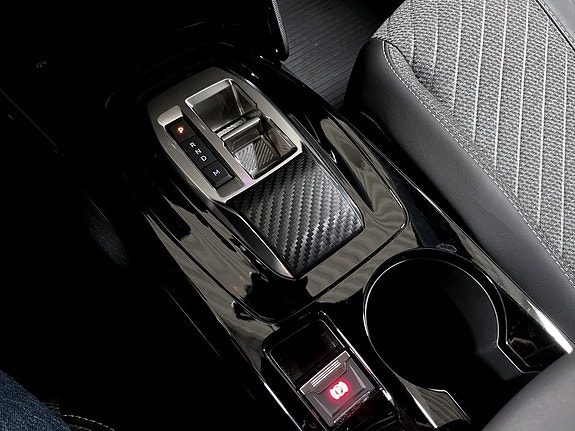 Peugeot 2008 13 of 18