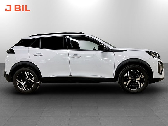 Peugeot 2008 16 of 18