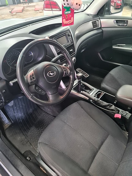 Subaru Forester 4 of 5