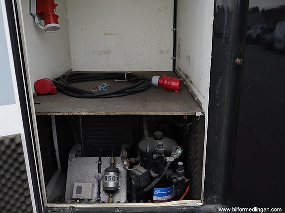Ford Transit 13 of 15
