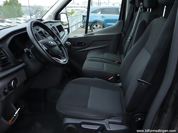 Ford Transit 5 of 5