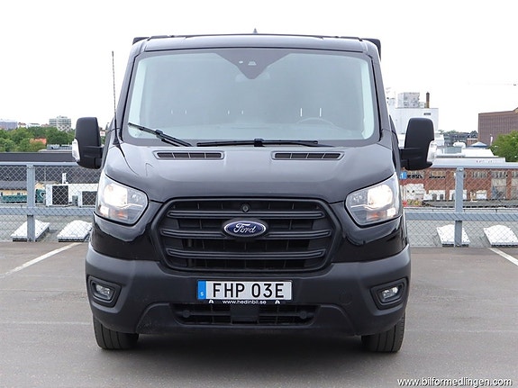 Ford Transit 15 of 15