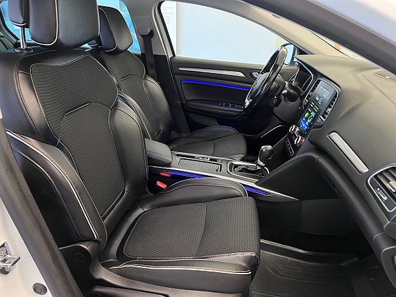 Renault Megane 12 of 24