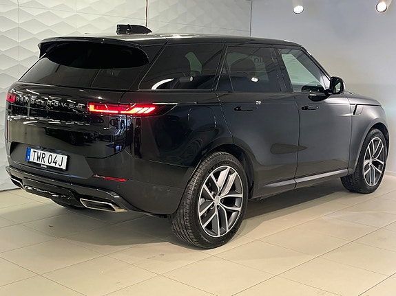 Land Rover Range Rover Sport 4 of 5