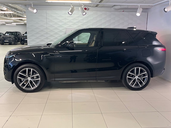 Land Rover Range Rover Sport 3 of 5