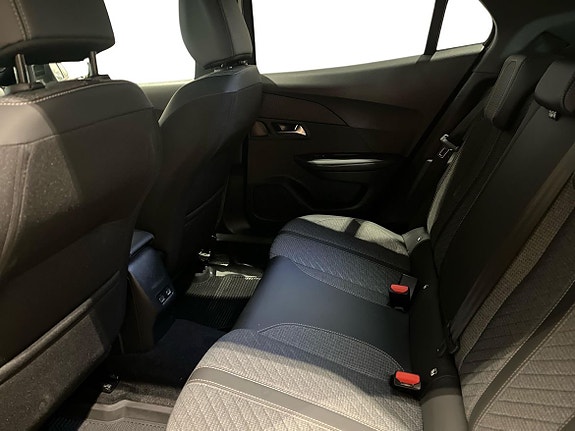 Peugeot 2008 6 of 14