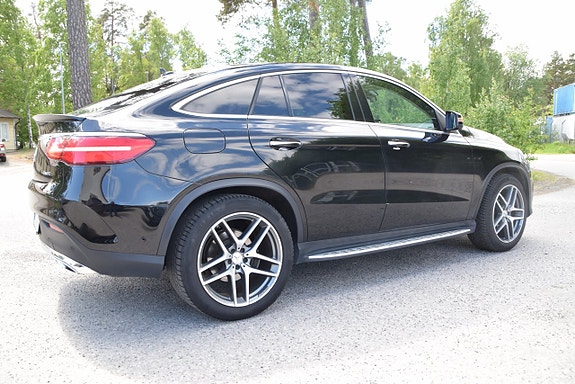 Mercedes-Benz GLE350 d 5 of 5