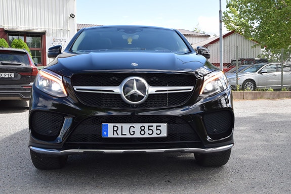 Mercedes-Benz GLE350 d 2 of 5