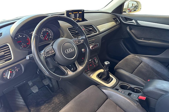 Audi Q3 10 of 22