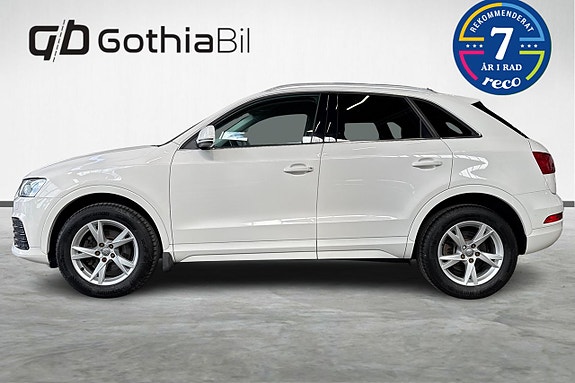 Audi Q3 8 of 22