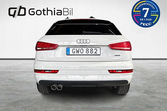 Audi Q3 6 of 22