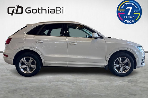 Audi Q3 4 of 5
