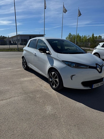 Renault Zoe 2 of 10
