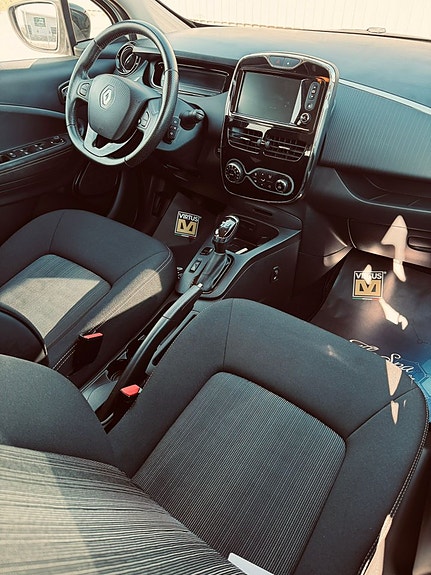Renault Zoe 7 of 10
