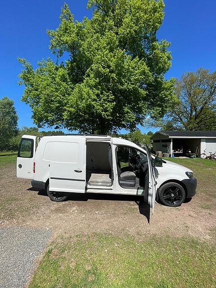 Volkswagen Caddy Maxi 3 of 5