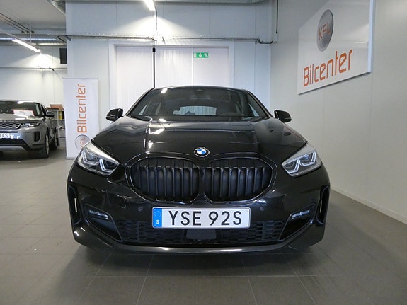 BMW 118i 11 of 19