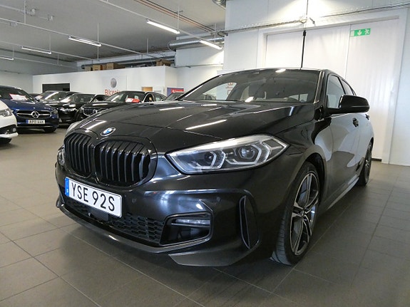 BMW 118i 10 of 19