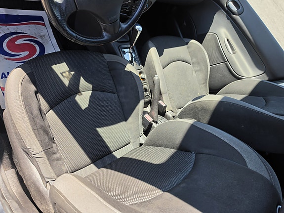 Peugeot 206 9 of 13