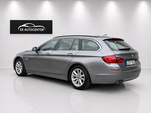 BMW 520d 3 of 5