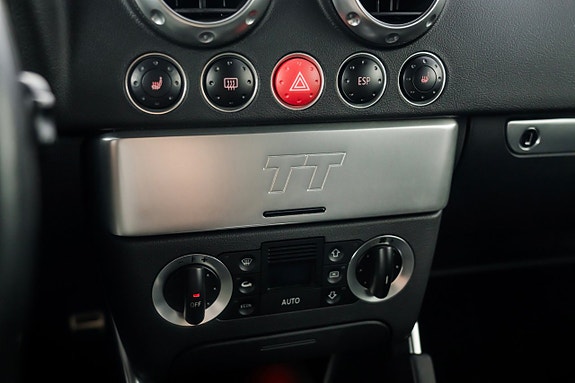 Audi TT 18 of 29