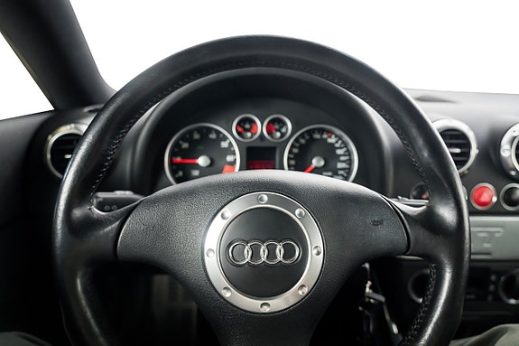 Audi TT 15 of 29